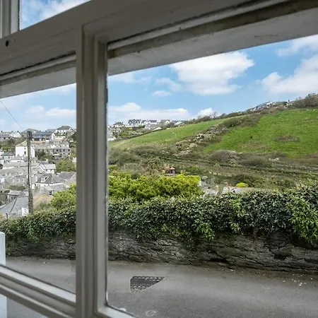 April * Port Isaac